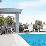 The Sisters Villa